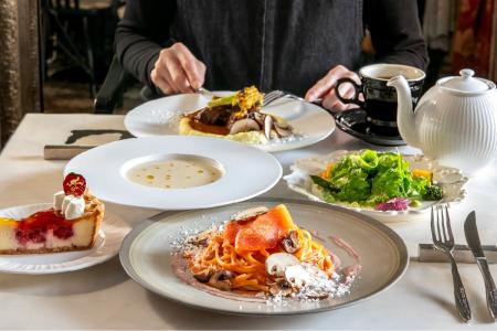 神戸旧居留地の洋館サロンのグランドメニューが2月19