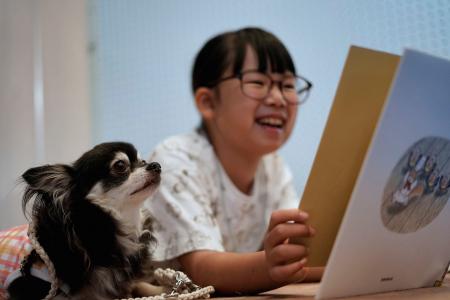 栃木で「読書犬体験会」を継続へ--赤い羽根テーマ型募