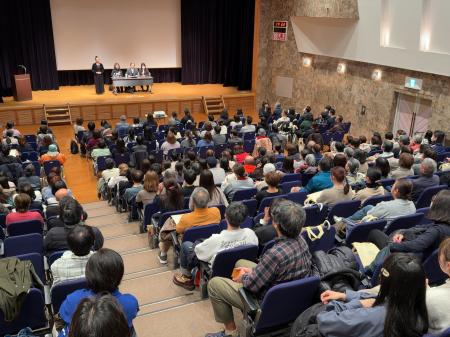 【開催報告】映画・講演・体験で「盲ろう」の世界と出