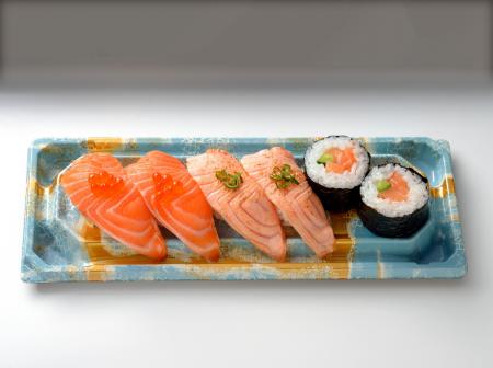 【角上魚類】鮮魚専門店が贈る家族が笑顔になる「ひな