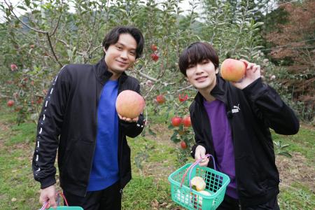 Snow Man深澤辰哉＆俳優・磯村勇斗 “同級生コンビ”が