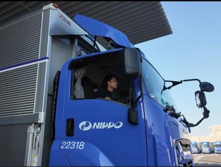 外免切替の壁を突破！国内免許保持の特定技能人材が、