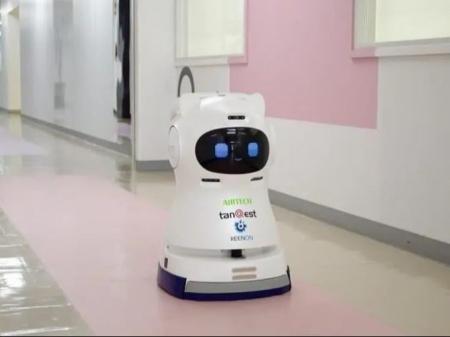 株式会社ルクス　クリーンルーム対応 ロボット掃除機