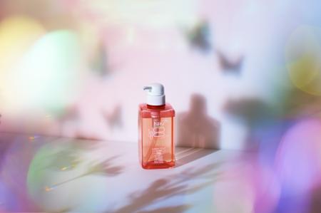 【春限定シャンプー登場】春の髪を、もっと軽やかに。