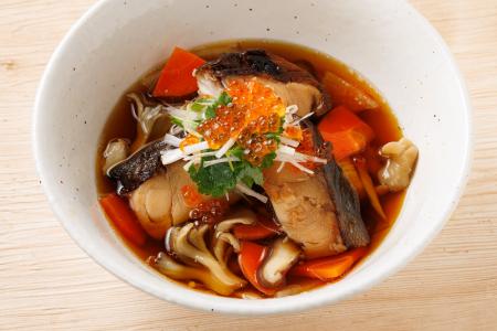 大相撲の“大波3兄弟”の両親が営む人気店「若葉山」監 大相撲の“大波3兄弟”の両親が営む人気店「若葉山」監