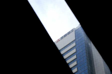 なぜ政治報道に「企業名」が頻出するのか。官民連...