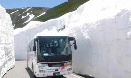 休暇村乗鞍高原がGWの混雑分散へ新提案　新緑と残雪が