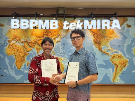 アイシン高丘、インドネシア国営研究開発センタutf-8