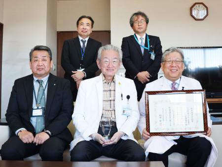 近森病院は高知県内初「日本赤十字社献血推進特別賞」