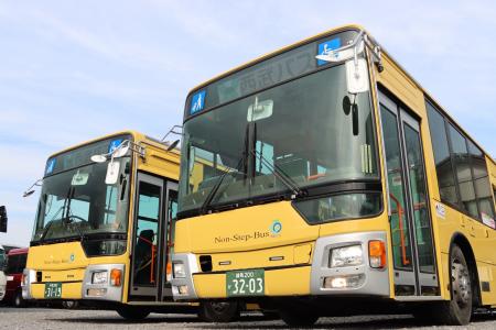 西武鉄道の新2000系「黄色い電車」がバスになっutf-8