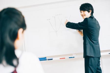 【神戸・垂水の勝田塾】「個別指導」を超えた本格授業