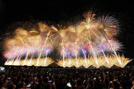 世界に誇る「長岡花火」に、新潟県産カーボンクレジッ