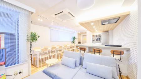 【家以上、店未満】飲食ビジネスをすぐに始められるレ