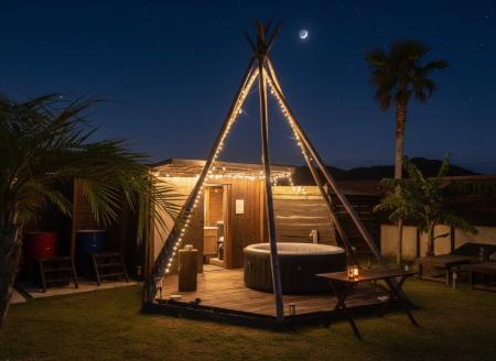 学生最後の夜は、LUXUNA伊勢志摩で。トゥクトゥク・亜