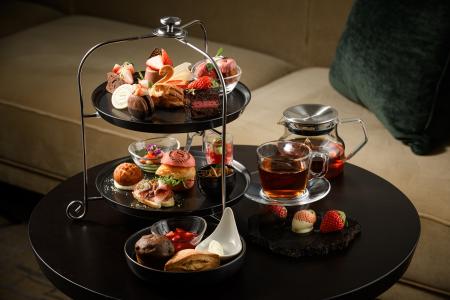 【シェラトン鹿児島】『苺とチョコのアフタヌーンティ
