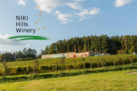 NIKI Hills WineryのフラッグシップワインHATSUYUKI、 NIKI Hills WineryのフラッグシップワインHATSUYUKI、