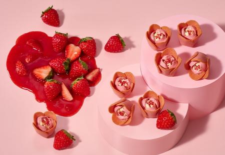 【春限定】“あまおう苺”にバターのコクがとろけあう。