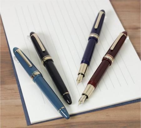 ほどよい重厚感のある金属製の大先を搭載した　『プロ