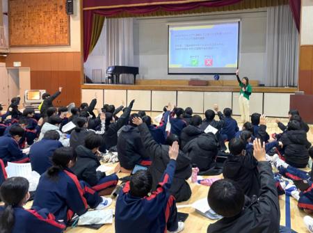 ライフイズテック レッスンを活用し、情報の扱い方を