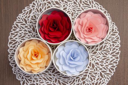 卒業や人事異動のシーズン到来!メッセージギフトを大 卒業や人事異動のシーズン到来!メッセージギフトを大