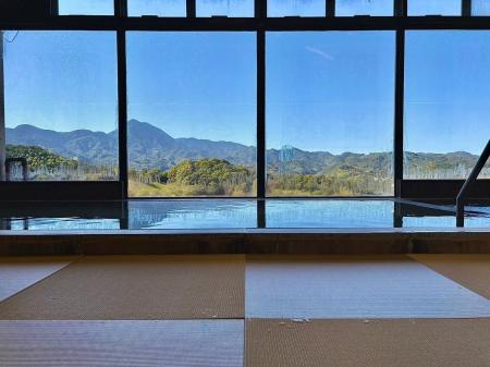 とべ温泉 オープン33周年を記念して「大人入浴料30円