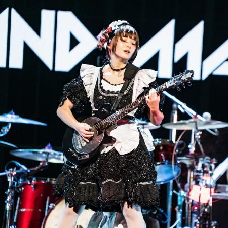 小鳩ミク(BAND-MAID)シグネチュア・ギター第2弾が発売
