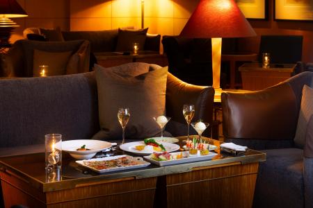 “バーから始める”横浜の夜の新しい提案「エクセレント