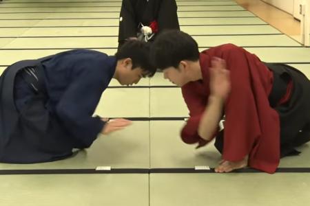 競技かるたの精鋭32名が明治神宮に集う三大タイトル戦