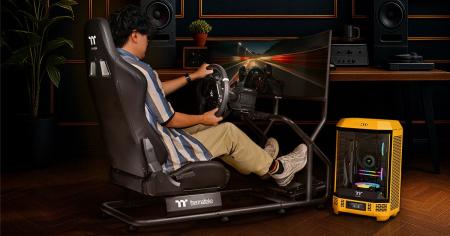 Thermaltake社製、レーシングシミュレーターを構築可 Thermaltake社製、レーシングシミュレーターを構築可