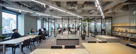 九州オフィスが移転・本格稼働。社内外の交流をutf-8 九州オフィスが移転・本格稼働。社内外の交流をutf-8