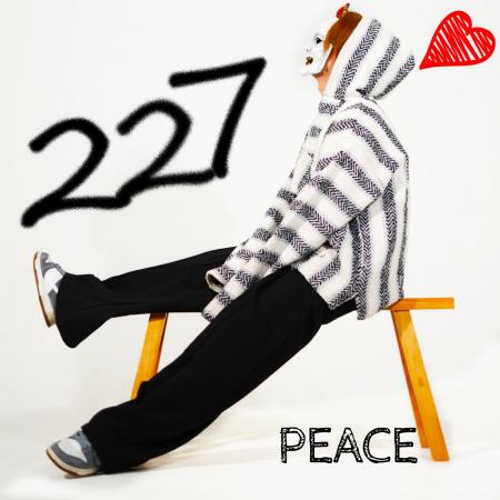 謎のお面ダンス集団「O-MENZ」ONEMAN LIVE PROJECT『P