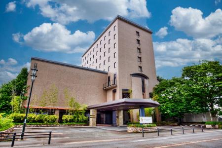 『ロイヤルパインズホテル米沢』開業1周年を記念し、