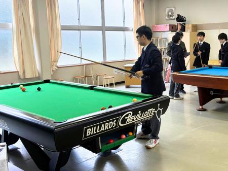 高校にビリヤード部という新しい選択肢 ― 中部地方初