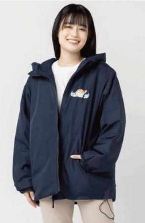 軽さと防寒性を両立した万能アウターが新登場 軽さと防寒性を両立した万能アウターが新登場