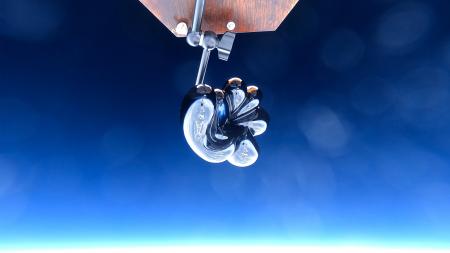 エレコムのナトリウムイオンモバイルバッテリーが宇宙