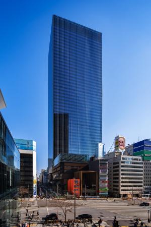 東京駅直結の大規模再開発「TOFROM YAESU TOWER」竣工