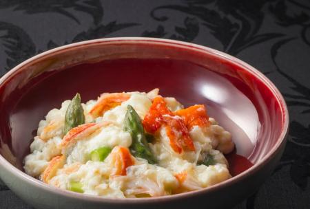 【銀座アスター 本店】100年の伝統技芸で描く、日本の