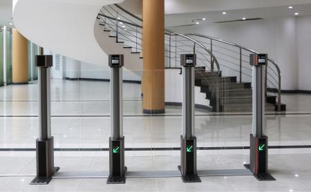 圧倒的省スペースを実現した小型フラッパーゲートSSG3 圧倒的省スペースを実現した小型フラッパーゲートSSG3