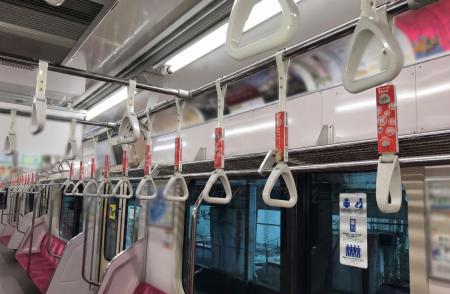 いなば食品　小田急線にいなば広告掲載！「ライトツナ