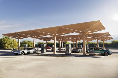 ABB、スマートグリッドEXPOに出展、最大出力400kWの新