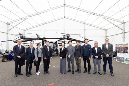 東京都「空飛ぶクルマを活用したサービスのビジネスモ 東京都「空飛ぶクルマを活用したサービスのビジネスモ