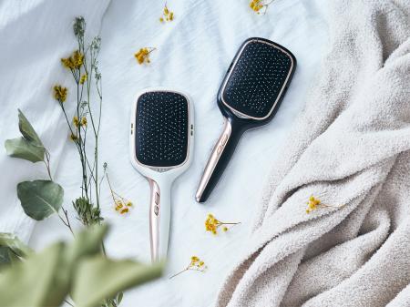 リセットブラシによる花粉の付着抑制効果を新たに検証 リセットブラシによる花粉の付着抑制効果を新たに検証