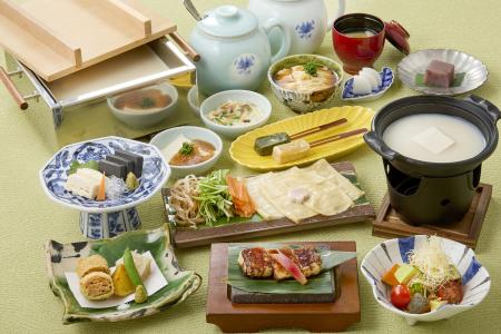 湯葉と豆腐の店 梅の花のヴィーガン懐石が３月リニュ