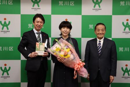 「カフェーの帰り道」で直木賞受賞の嶋津輝さんが来訪