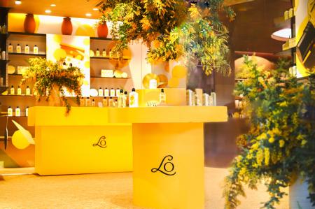 国際女性デーに合わせ、3日間限定で店舗にて“ミモザ”