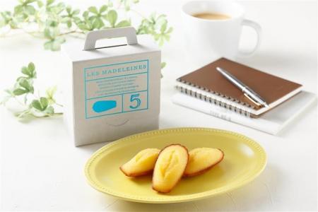 大好評につき、アンリ・シャルパンティエとアスクルの