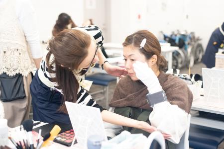 【3/8国際女性デー】メイクは高齢者の“筋トレ”に!? メ