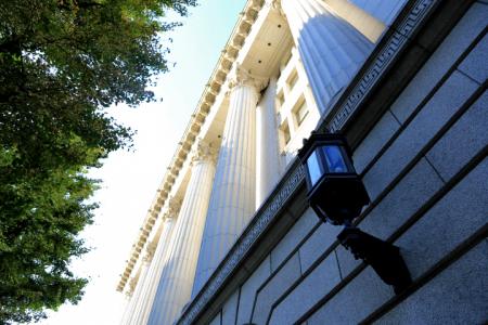 内定への近道は経済指標にあり。2026年就活を変え...