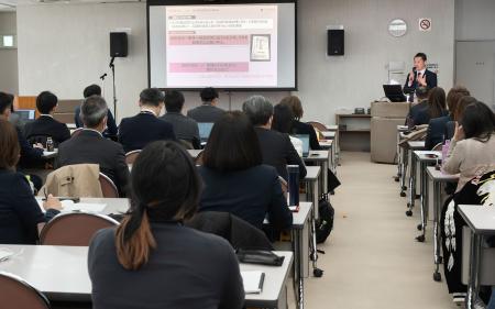 産官学の広報担当者60人が「危機管理広報」学ぶ 【千