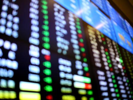 NYダウ238ドル高。日経平均「押し目買い」を正当化...